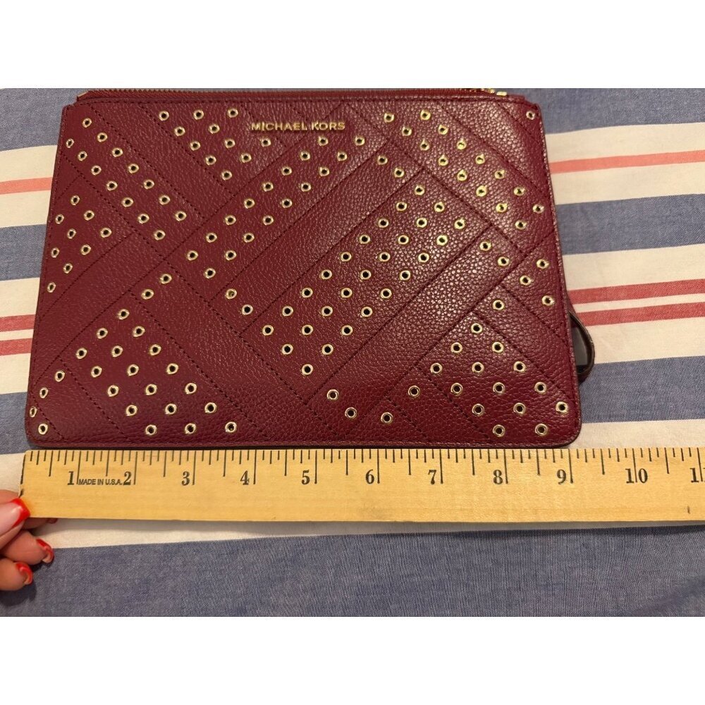 Michael Kors Women's Jet Set Zip Travel XL Mulberry Clutch NWOT - Picture 8 of 10